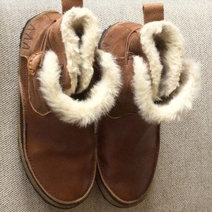 Womens  size 9 Merrill leather winter boots